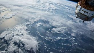 السعودية تطلق شركة الفضاء