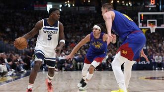 Edwards' 43 Points Lead Timberwolves Win