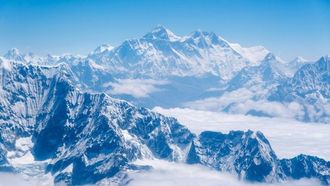 Phunjo Lama Breaks Everest Record