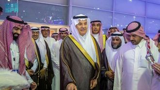 الوزير الفضلي يفتتح معرض الدواجن