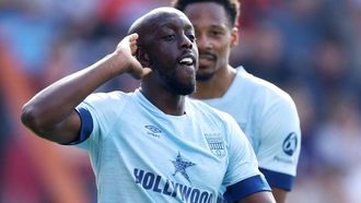 برينتفورد يفوز في نهاية متأخرة مثيرة