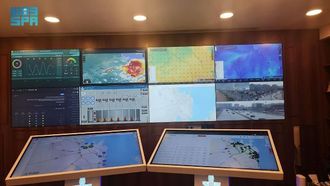 جهد ضخم لإدارة مياه الأمطار