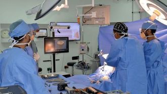 جراحة الركبة الروبوتية في المدينة المنورة