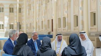 حاكم الشارقة يترأس اجتماع مجلس الأمناء