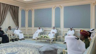 ولي عهد الشارقة يشيد بفريق الطوارئ