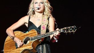 Swift's London Tour Gets New Acts