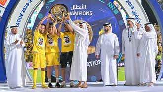 الوصل يتوج بلقب الدوري الثامن