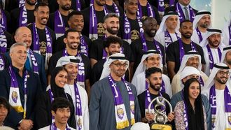 نادي العين يحتفل بالفوز الآسيوي مع الشيخ محمد