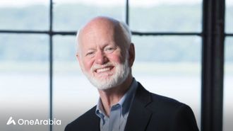 روبوت مزدوج الذكاء الاصطناعي في أبو ظبي