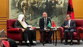 تعزيز العلاقات بين ألبانيا والسعودية