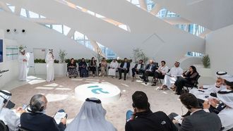 دبي تقود الذكاء الاصطناعي في مجال التمويل