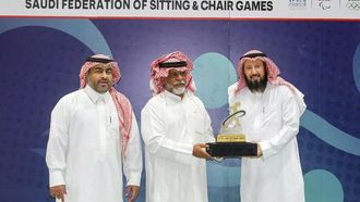 نادي الرياض يفوز بكأس الكراسي لكرة السلة