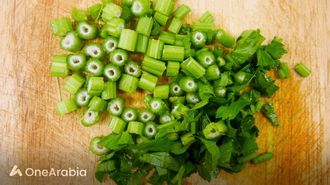 الكرفس: الفوائد والمخاطر الجلدية