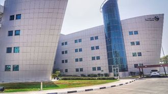 جمارك دبي تضبط 1273 قضية مخدرات