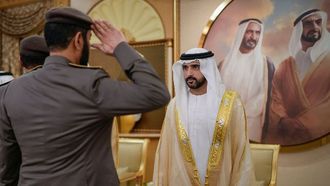 العائلة المالكة تهنئ المهنئين بالعيد