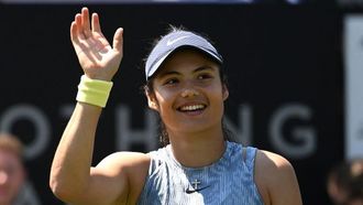 Raducanu Wins At Eastbourne