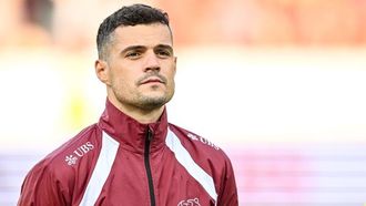 تشاكا وأكانجي في تشكيلة يورو 2024