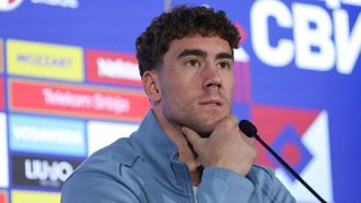 فلاهوفيتش واثق ضد إنجلترا