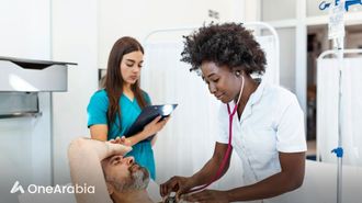 ٣ طرق لمعرفة ما إذا كان المتحدث يكذب