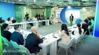 التحضير لقمة مليار متابع