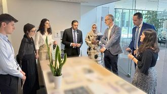 توسعة مطار الشارقة تسير على الطريق الصحيح