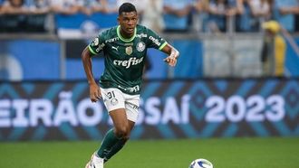 Luis Guilherme Signs With West Ham