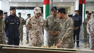 أبوظبي تم فحص تدريب التوظيف