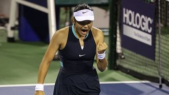 Raducanu Wins Despite Jet Lag