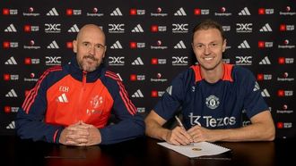 Evans Extends Man Utd Stay