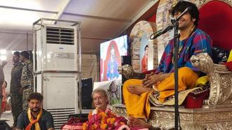 Yadav Seeks Blessings Post-World Cup