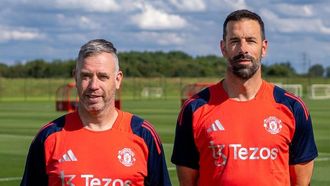 Van Nistelrooy, Hake Join Man Utd Team