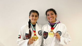 سيسترز آي الدفاع عن لقب الفنون القتالية المختلطة