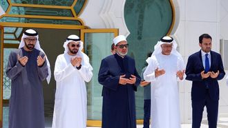 Imam Honours Sheikh Zayed