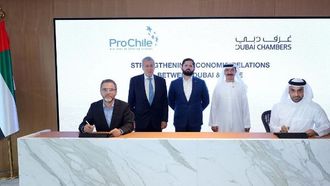 دبي وتشيلي تعززان العلاقات التجارية
