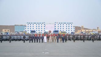 الشيخ نهيان خلال حفل تخريج المجندين