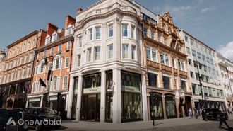 صيف نابض بالحياة في ويست إند في لندن