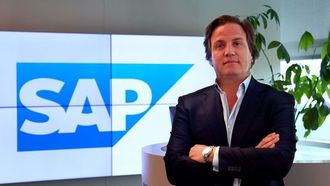 تجديد سفر العمل باستخدام SAP Concur