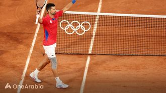 اسيكس تكرّم نوفاك دجوكوفيتش بعد فوزه بأو