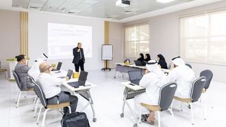تعزيز رأس المال البشري في عجمان