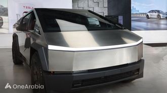 تسلا تركز على شاحنات Cybertrucks الفاخرة