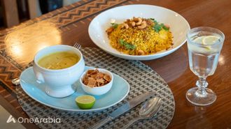 تناول الطعام الصيفي الحصري في بالاس داون تاون