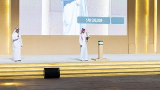 مزاد الصقر يحقق مبيعات تتجاوز 10 ملايين جنيه إسترليني