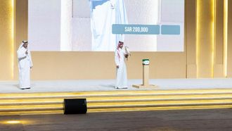 Falcon Auction Hits Record Sales