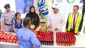 حملة خيرية تساعد 500 عامل في عجمان