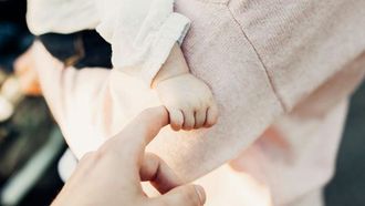 بيبر يرحب بابنه جاك بلوز