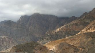 مأساة تضرب متجولين إماراتيين في عُمان