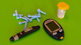 تقنية تحليل الدم بدون إبرة