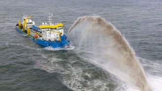 شركة تنمية نفط عمان تفوز بعقد بقيمة 200 مليون دولار في مشروع الرويس للغاز الطبيعي المسال