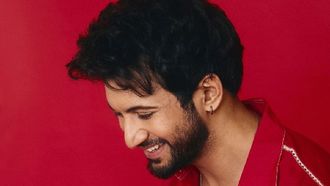 Saraf's Chic Accessory Game