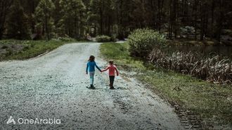 إساءة معاملة الأطفال والمهارات المعرفية لدى البالغين